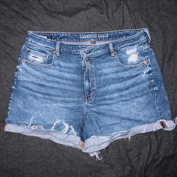 american eagle shorts - Picture 1 of 2